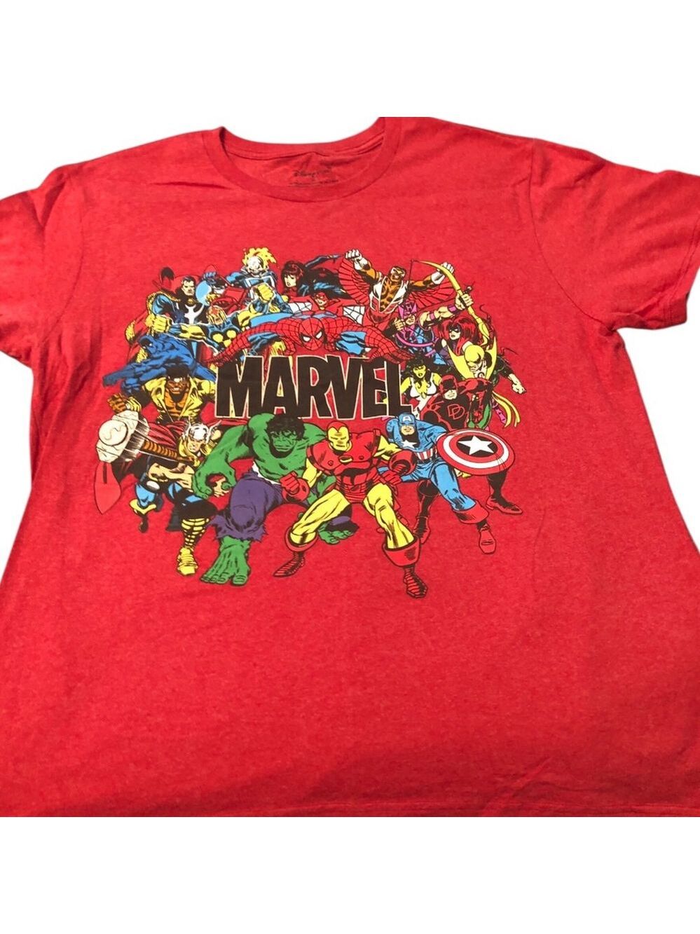 Disney Store Marvel T-Shirt Size XL Red